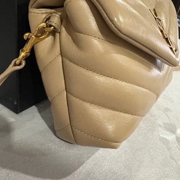 Saint Laurent YSL small Toy Lou Lou Tan beige Leather Crossbody Bag - Picture 4 of 13